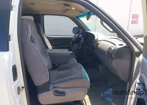 2001 Dodge Ram 1500 из США, поврежденный, VIN 3B7HC13Z91M266545